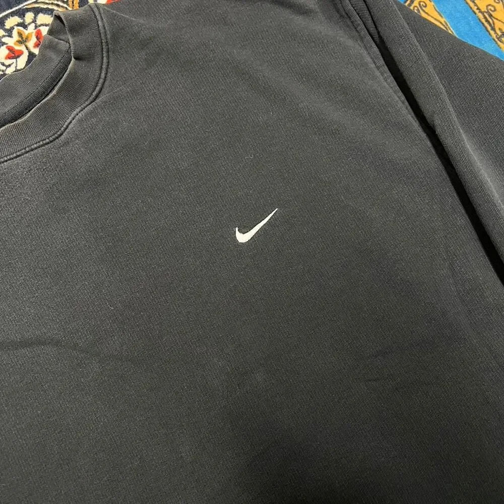 Vintage black Nike crewneck sweatshirt Size XL Baggy oversized fit silver tag